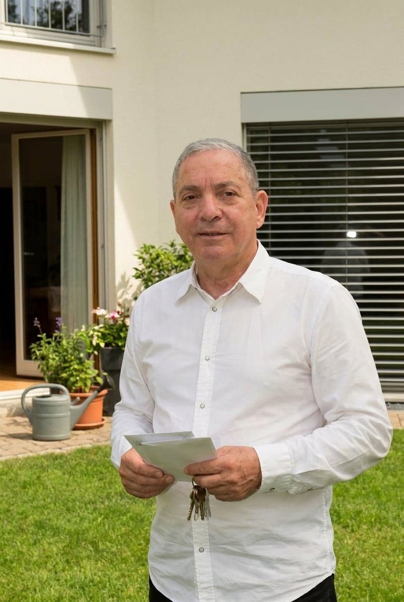 Denis